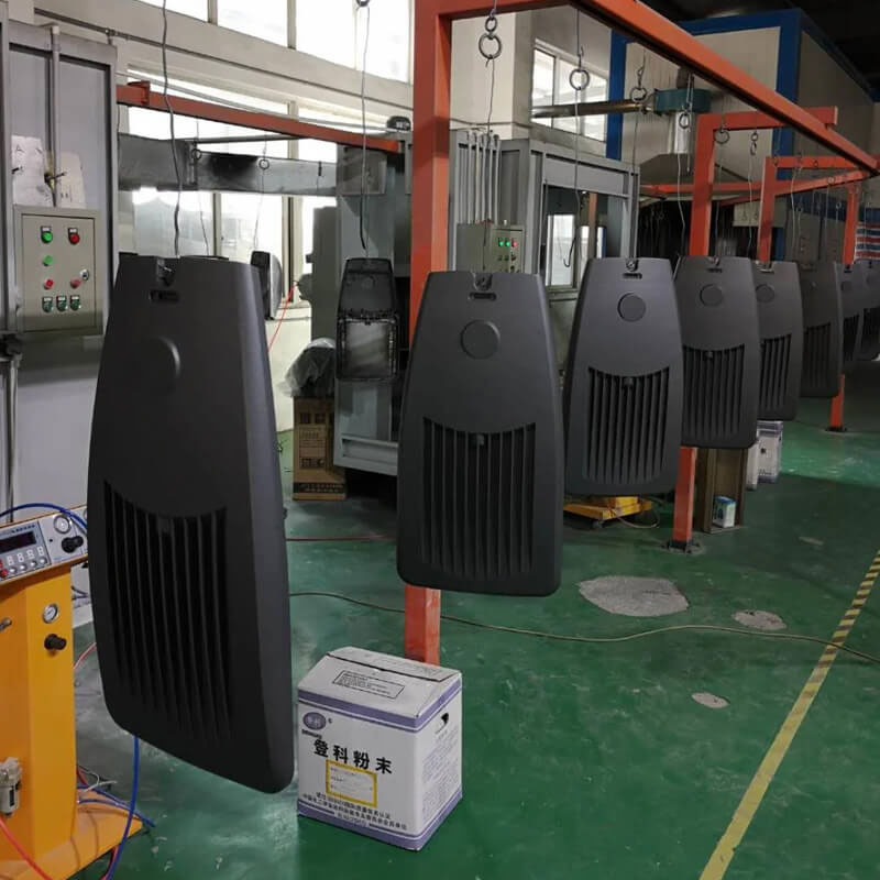 How to spray powder on LED street light housing ? Ինչպե՞ս փոշի ցողել լուսադիոդային լուսատուի վրա: